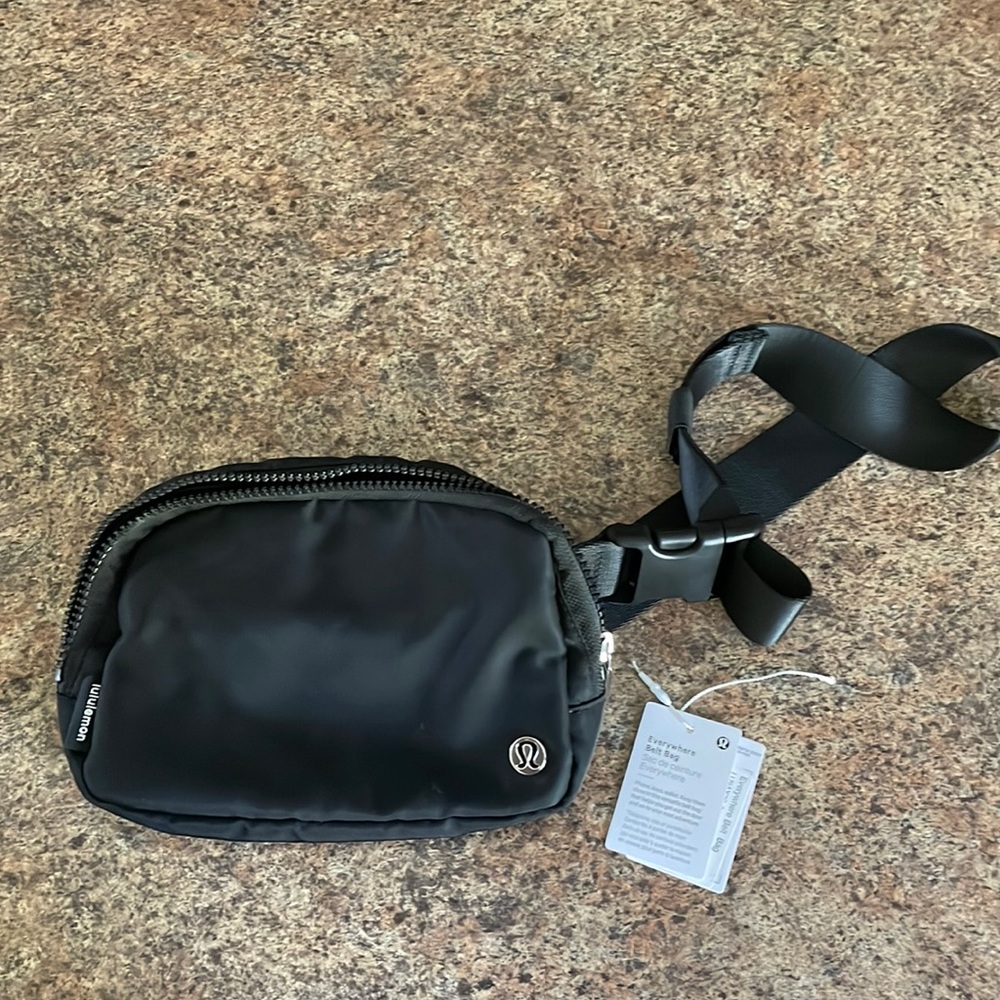 Lululemon belt bag